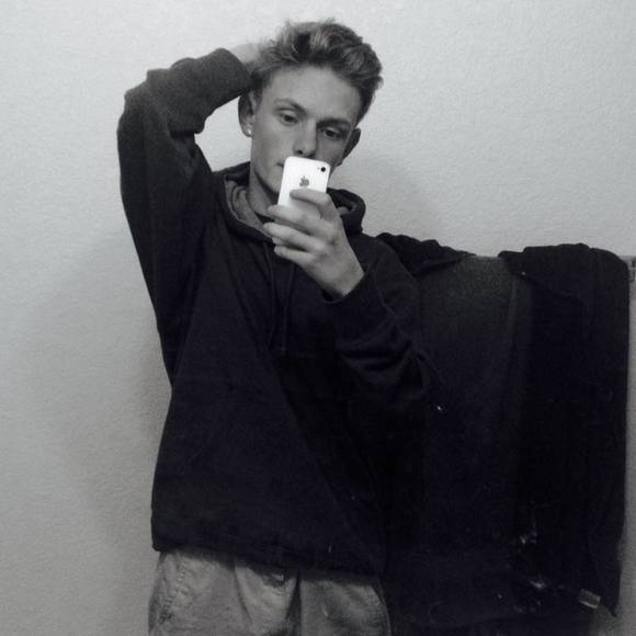 Meet your Posher, Patrick - Picture 1 of 1